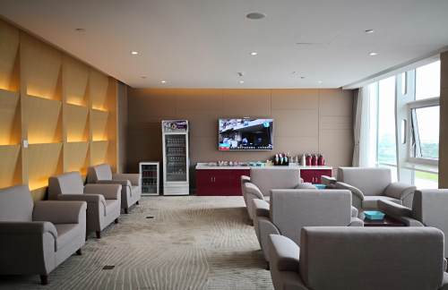 HLDFirst Class Lounge