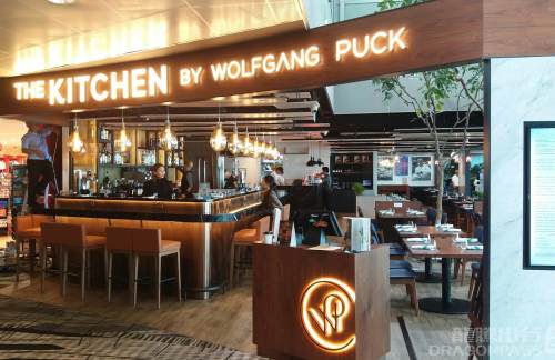 新加坡樟宜机场The Kitchen by Wolfgang Puck