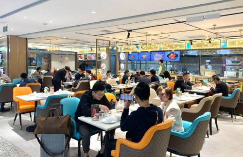 广州白云国际机场餐食体验厅-半岛名轩