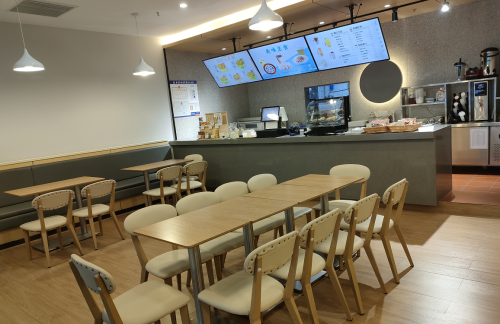 cqbz餐食体验厅-乐途瑞（18A、19A检票口楼上）