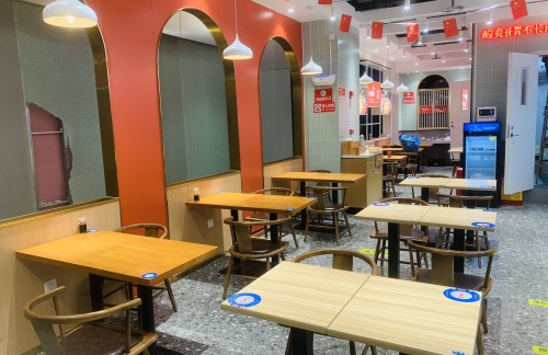 南昌昌北国际机场苗小坛酸汤鱼