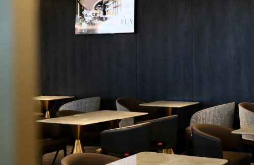 SGNThe SENS Business Lounge