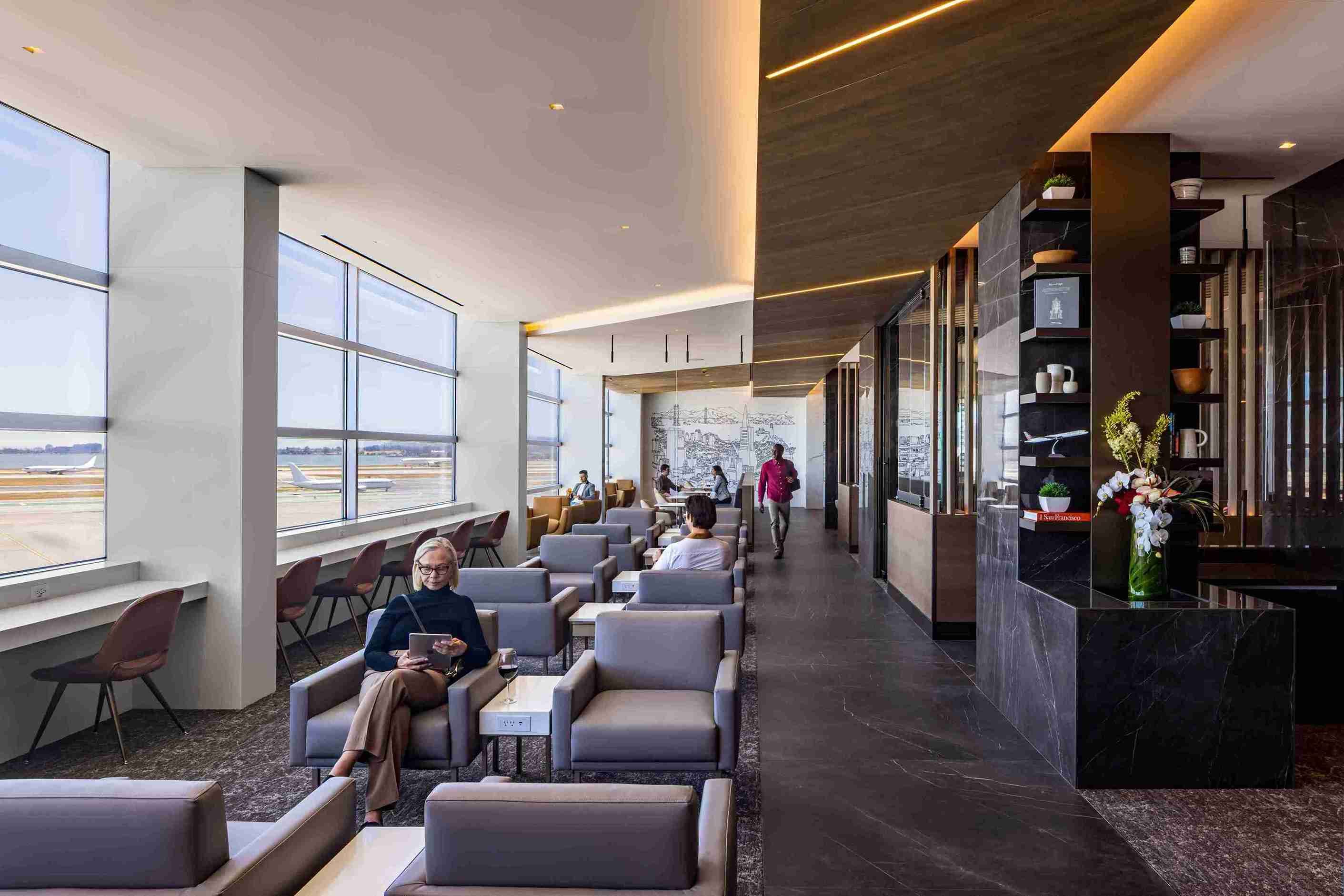Air Canada San Francisco Maple Leaf Lounge — seating area