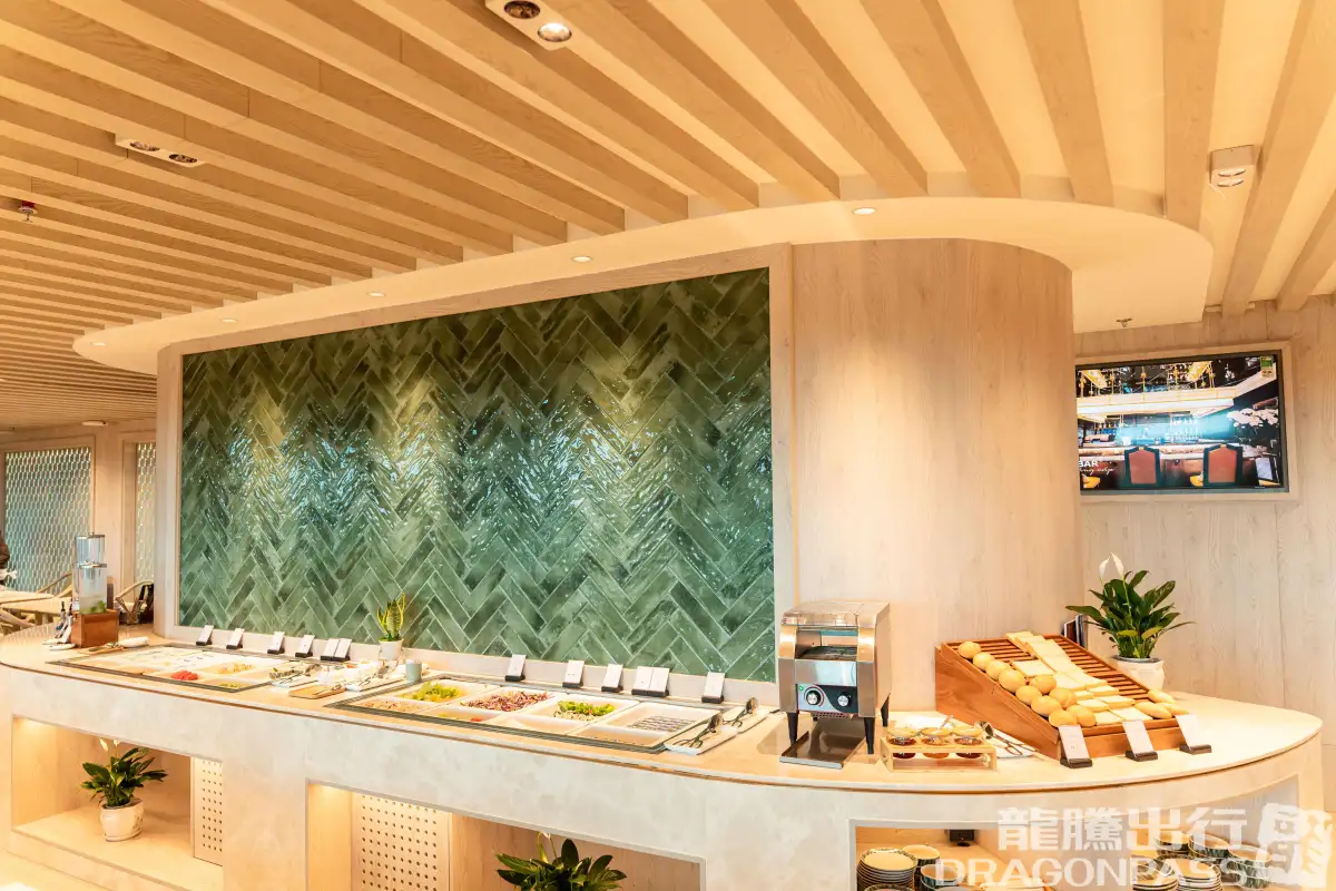 SH Premium Lounge Tan Son Nhat – photos 3
