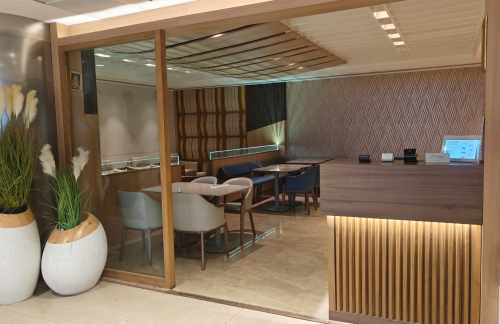 PNQElysian Lounge - Domestic