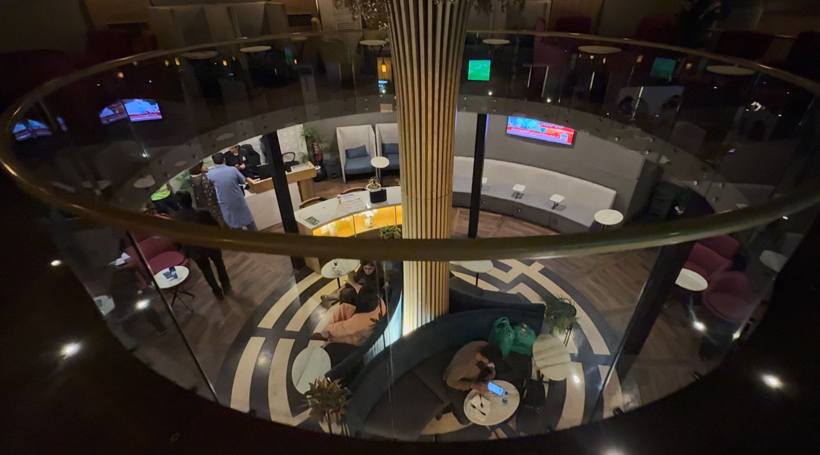 Sky Majestic Lounge atmosphere, image 8