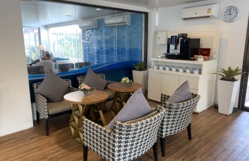 USMBlue Ribbon Club Lounge