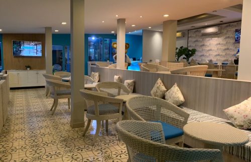 USMBlue Ribbon Club Lounge