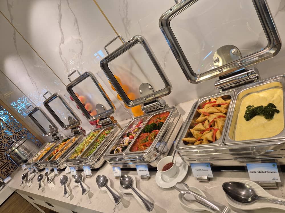 Travel Club Lounge at KCH