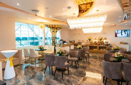 SGNLotus Premier Domestic Lounge