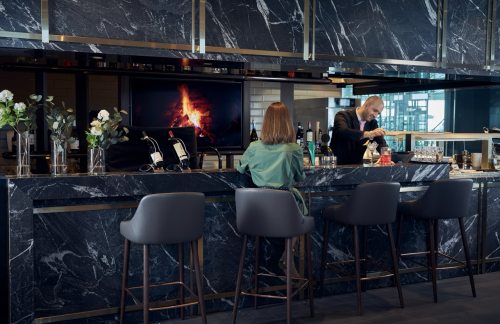 HELPlaza Premium Lounge