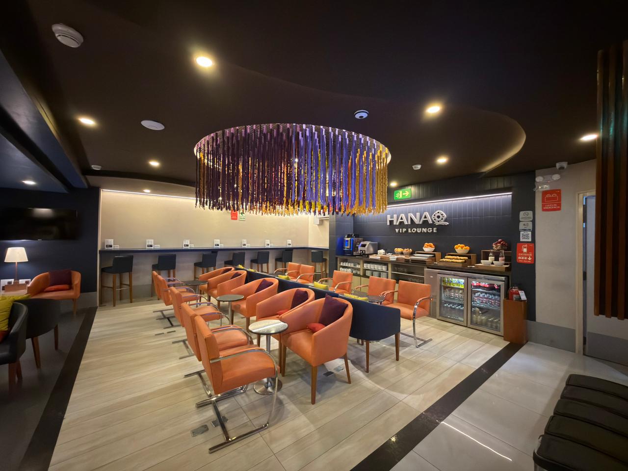 Hanaq Cusco Lounge atmosphere, image 3
