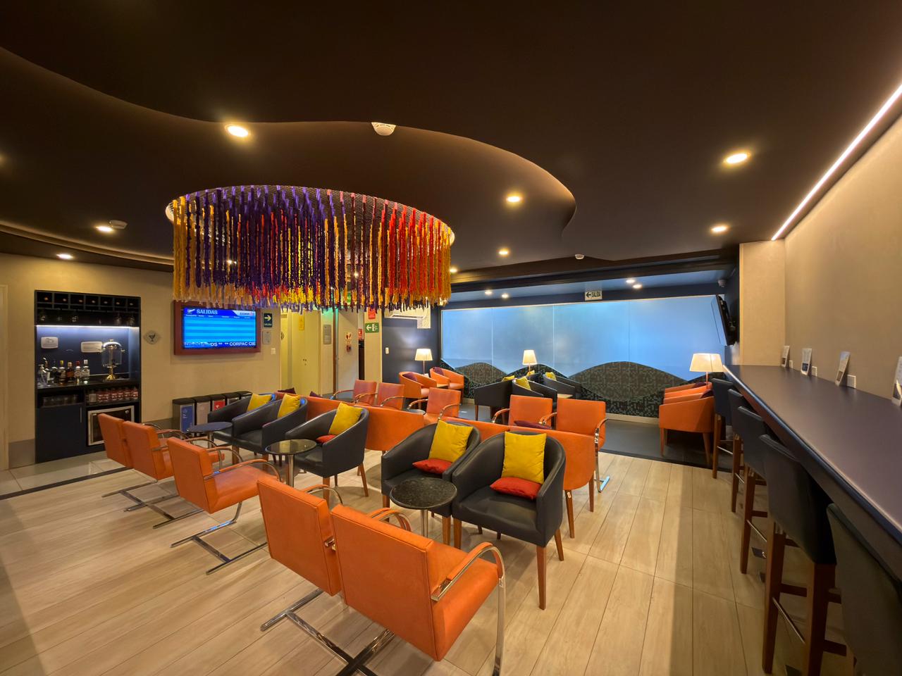 Hanaq Cusco Lounge atmosphere, image 2