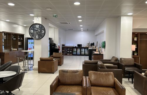 COOSalon AHS