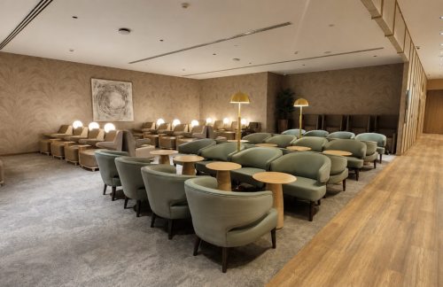 DMMPlaza Premium Lounge