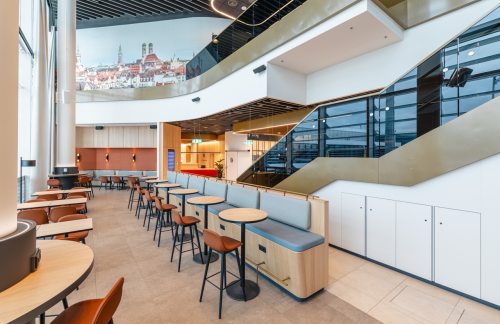 MUCAirport Lounge World