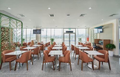 莲姜机场SH Premium Lounge Lien Khuong