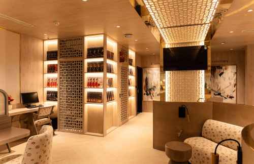 胡志明市新山一国际机场SH Premium Lounge Tan Son Nhat