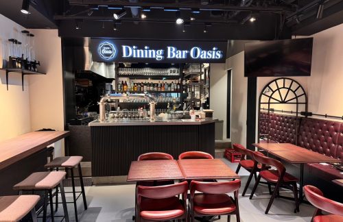 air-6929075Dining Bar Oasis