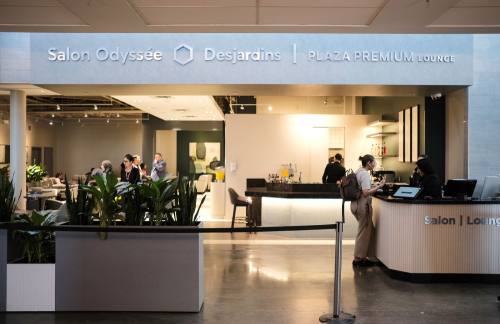 蒙特利尔特鲁多机场Desjardins Odyssey Lounge - Plaza Premium Lounge