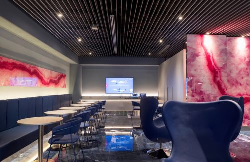 SKGManolis Andronikos Lounge