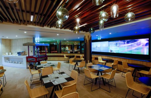 NANFiji Airways Premier lounge