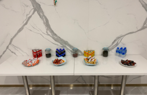 air-321863龙腾商务座候车区