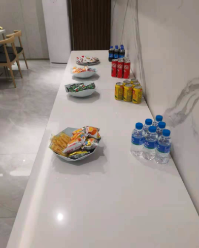 air-321863龙腾商务座候车区