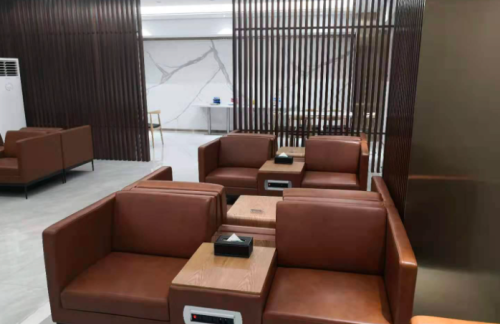 air-321863龙腾商务座候车区