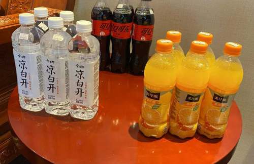 dzdz龙腾爱客世伦贵宾候车室