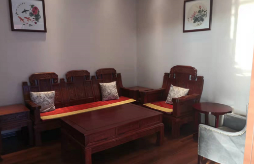 dzdz龙腾爱客世伦贵宾候车室