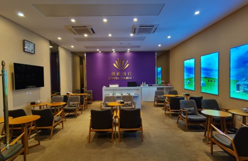 BT1龙腾商务候车厅