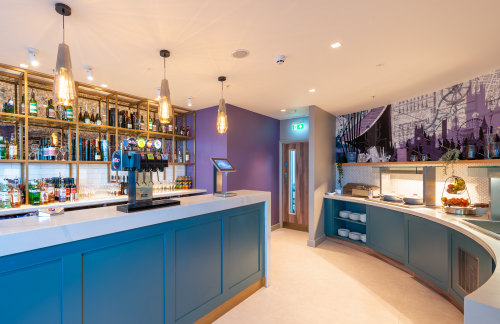 MANAspire Lounge (T2)