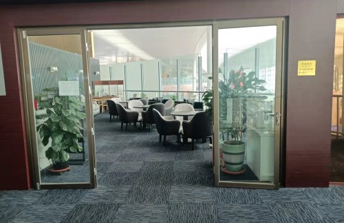 YNT“海云端”商务休息室