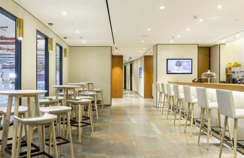 GIGPlaza Premium Lounge (Arrivals)