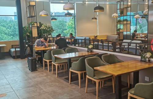 重庆江北国际机场两岸咖啡