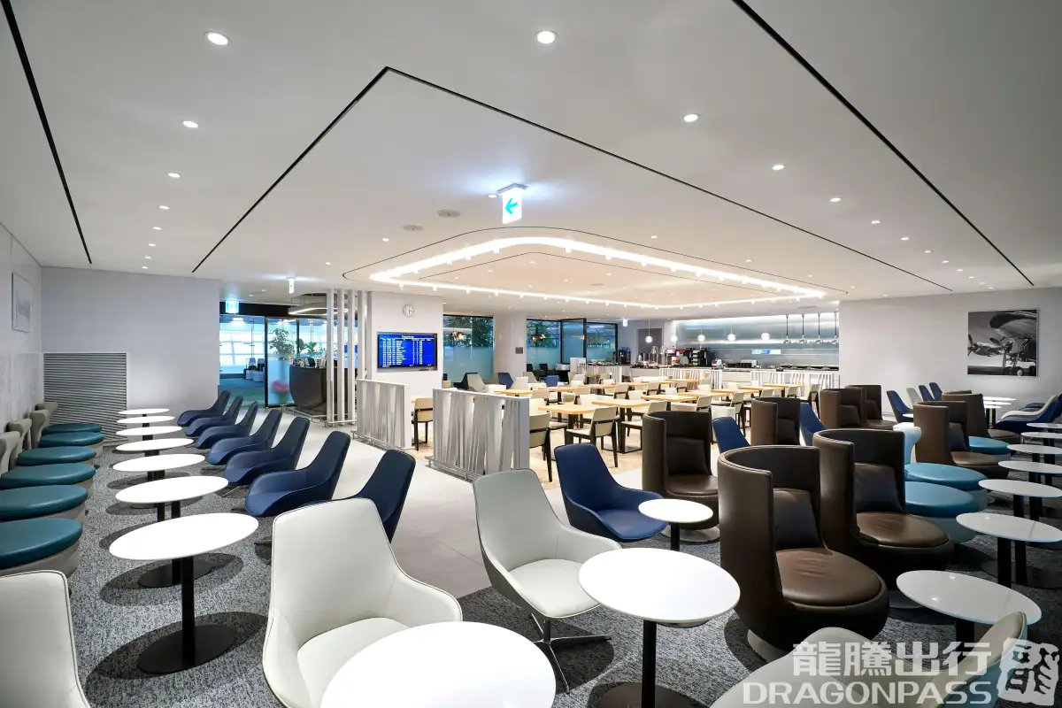 Matina Lounge (West Wing) – photos 4
