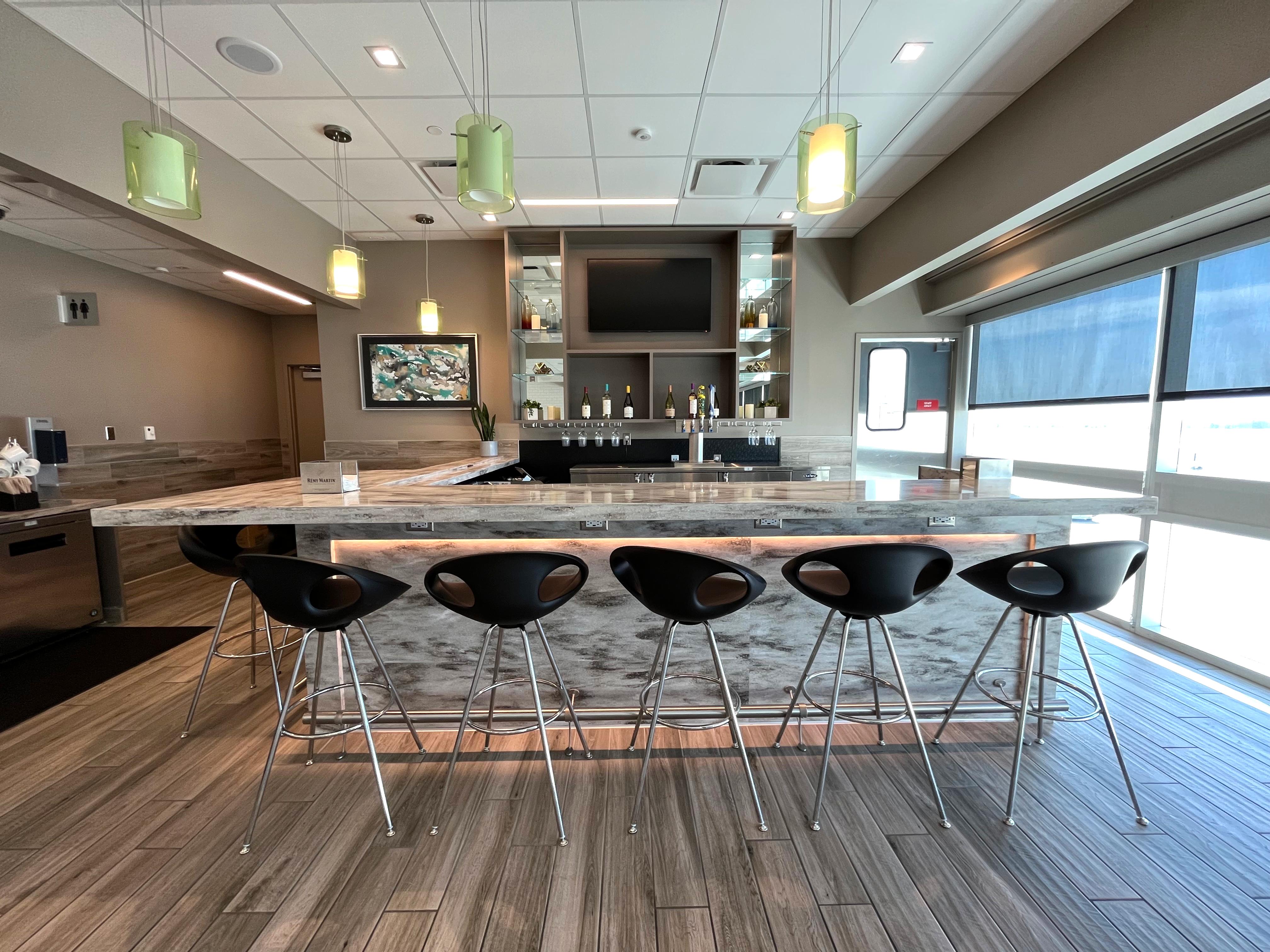 Aspire Lounge at ONT