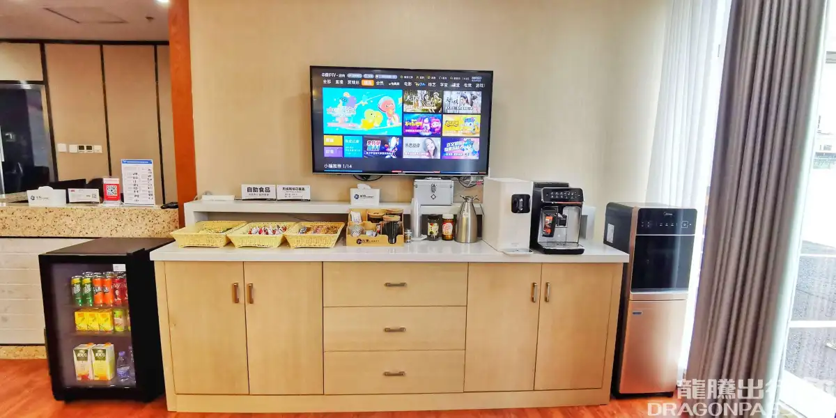 No.5 First Class Lounge – photos 2