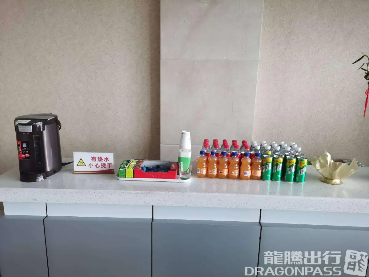 First Class Lounge – photos 4