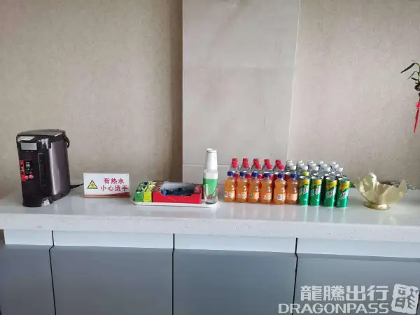 First Class Lounge – photos 4