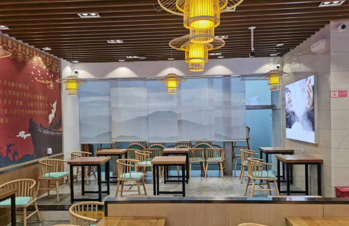 贵阳龙洞堡国际机场苗小坛酸汤鱼