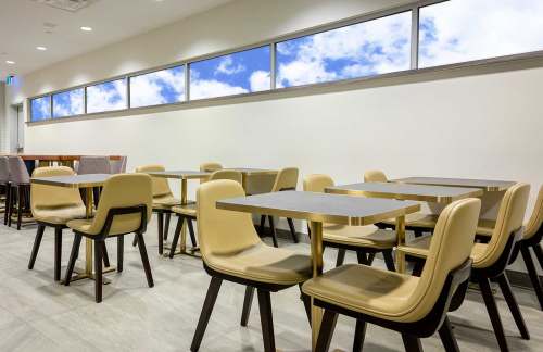 YYZPlaza Premium Lounge (T1 US Transborder)