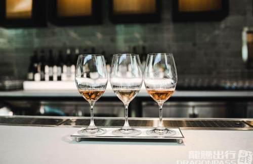 卡尔加里国际机场Vino Volo