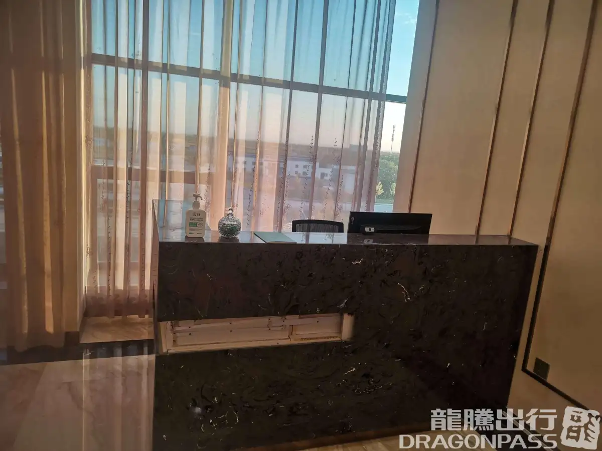 First Class Lounge – photos 2