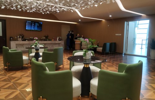 LYG头等舱候机室