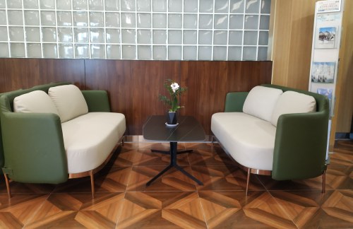 LYG头等舱候机室