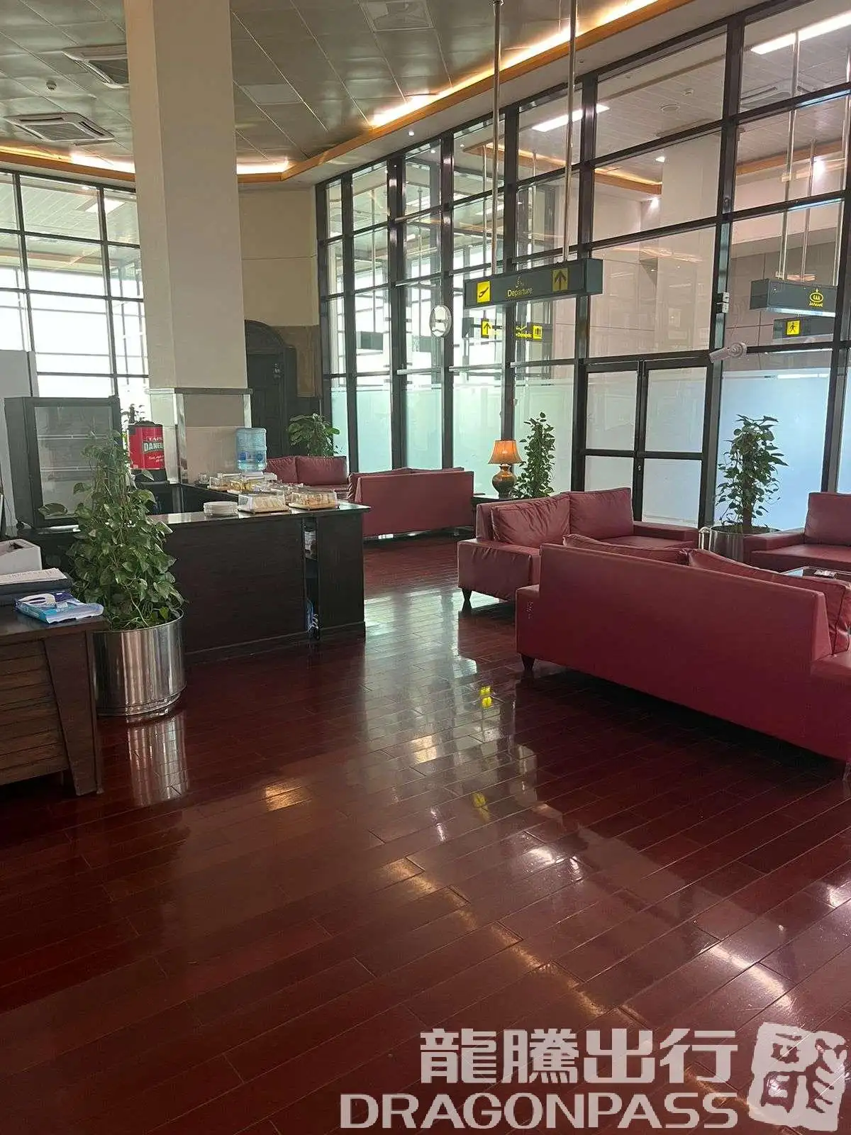 CIP Lounge (Int) – photos 4