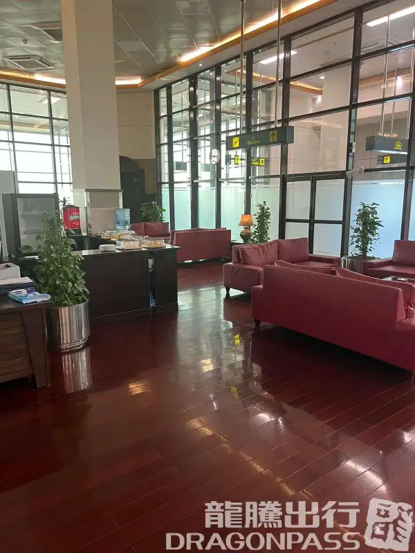 CIP Lounge (Int) – photos 4