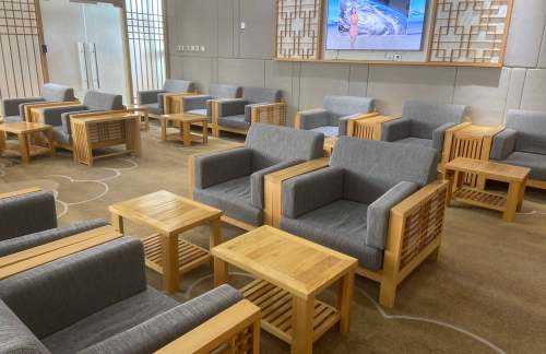 YNJ头等舱公务舱休息室